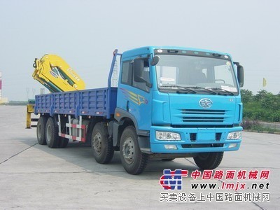 东风153后八轮随车吊厂家报价及运输服务全解析